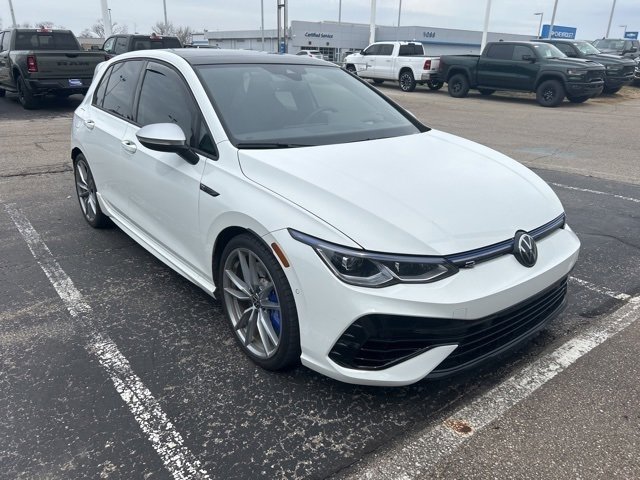 Used 2024 Volkswagen Golf R image 4