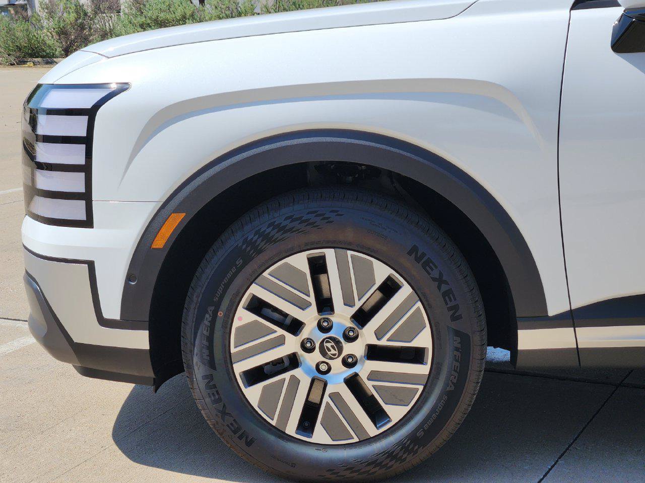 New 2027 Hyundai Palisade SEL Premium FWD image 5