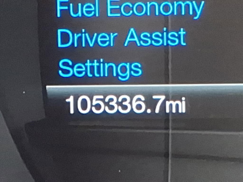 Used 2017 Ford Fusion SE w/ Equipment Group 201A image 24