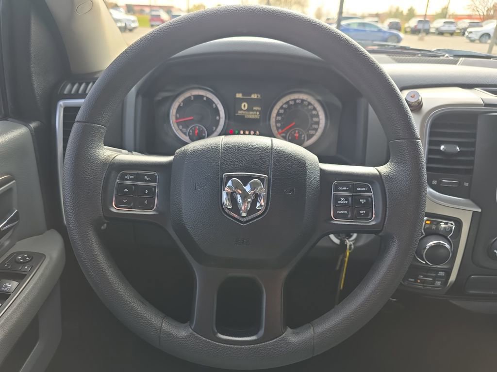 Used 2019 RAM 1500 Classic SLT image 17