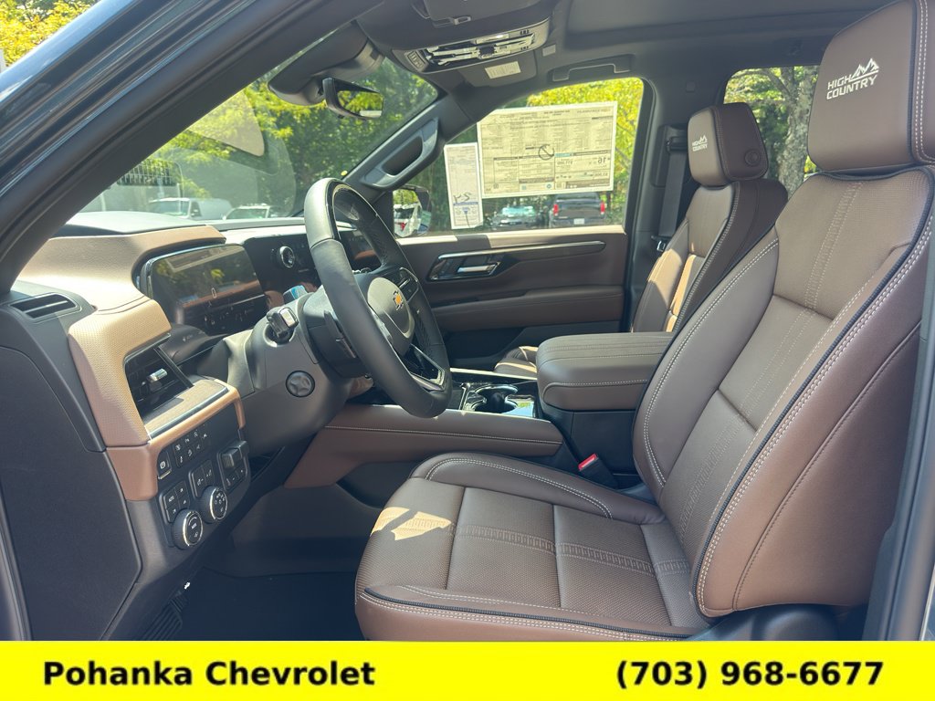 New 2026 Chevrolet Suburban High Country AWD/4WD image 26