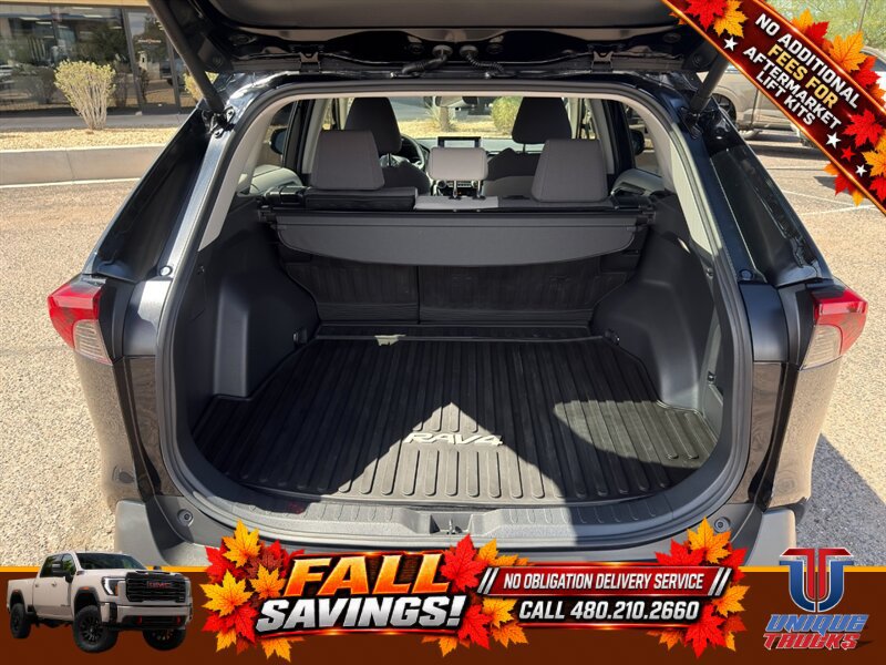 Used 2025 Toyota RAV4 XLE w/ Convenience Package AWD/4WD image 7
