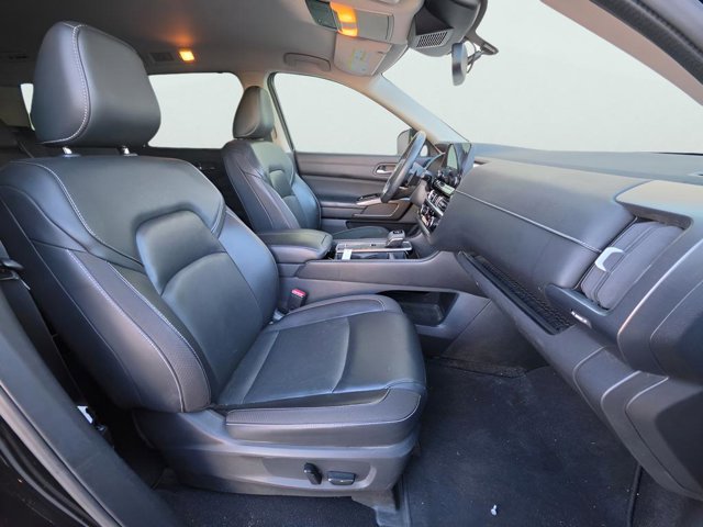 Certified 2022 Nissan Pathfinder SL FWD image 24
