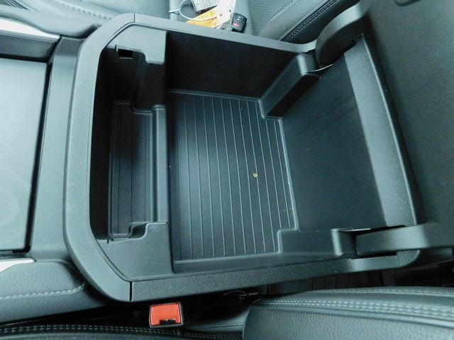 Used 2023 GMC Yukon Denali image 33