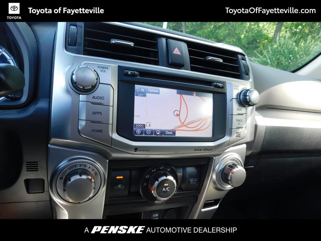 Used 2016 Toyota 4Runner SR5 AWD/4WD image 6
