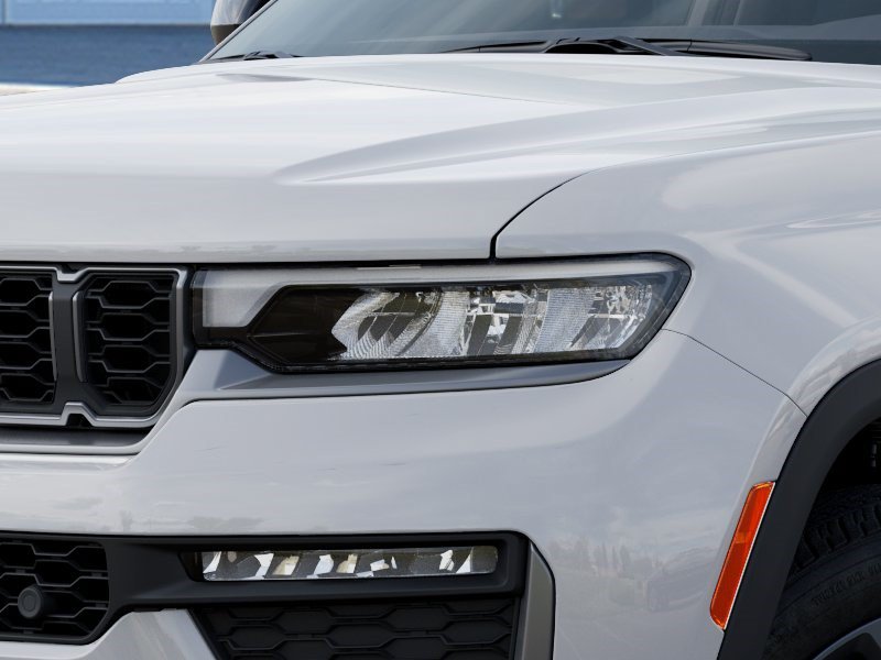 New 2026 Jeep Grand Cherokee Limited AWD/4WD image 10