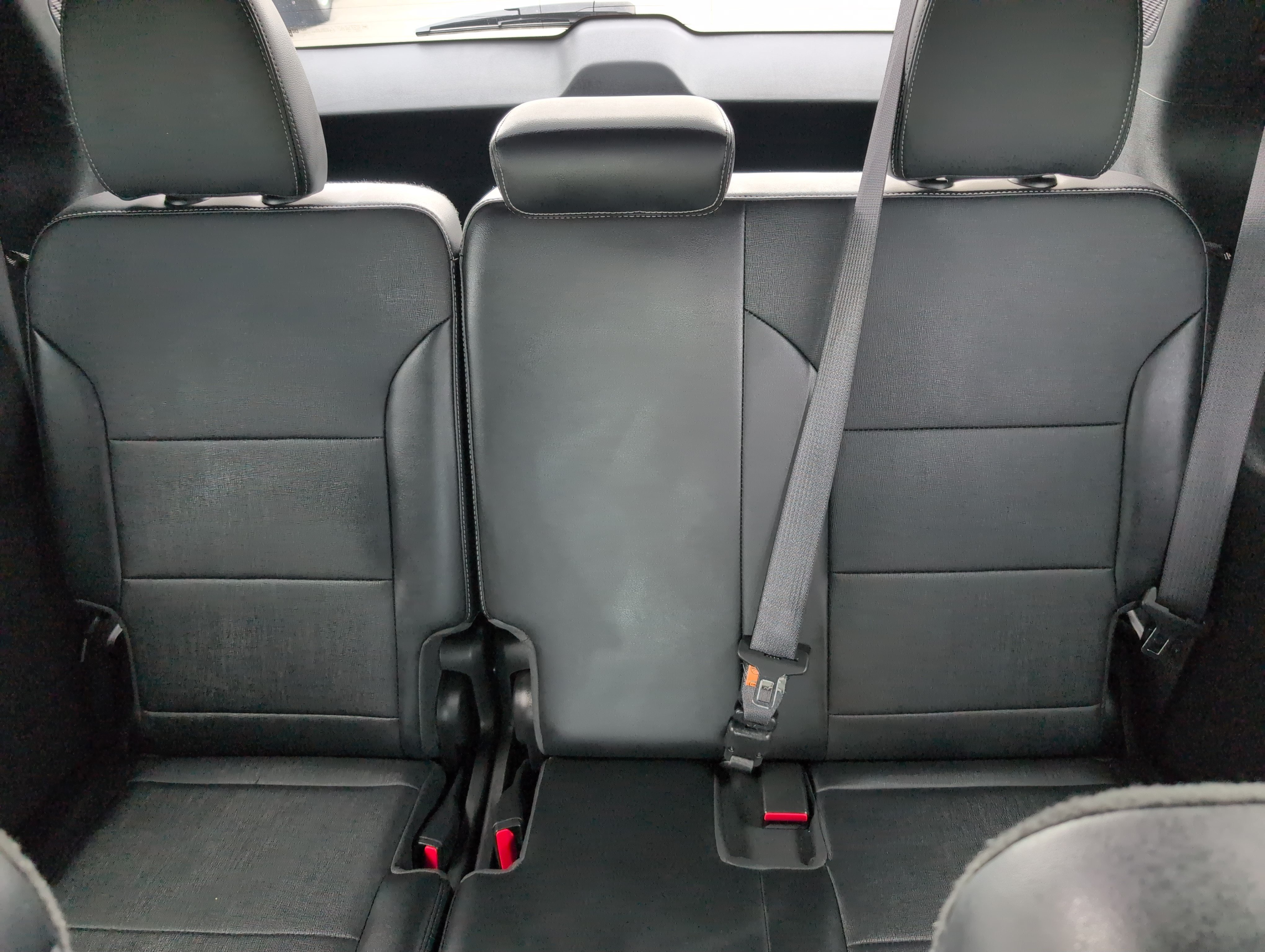 Used 2025 Buick Enclave Preferred FWD image 32