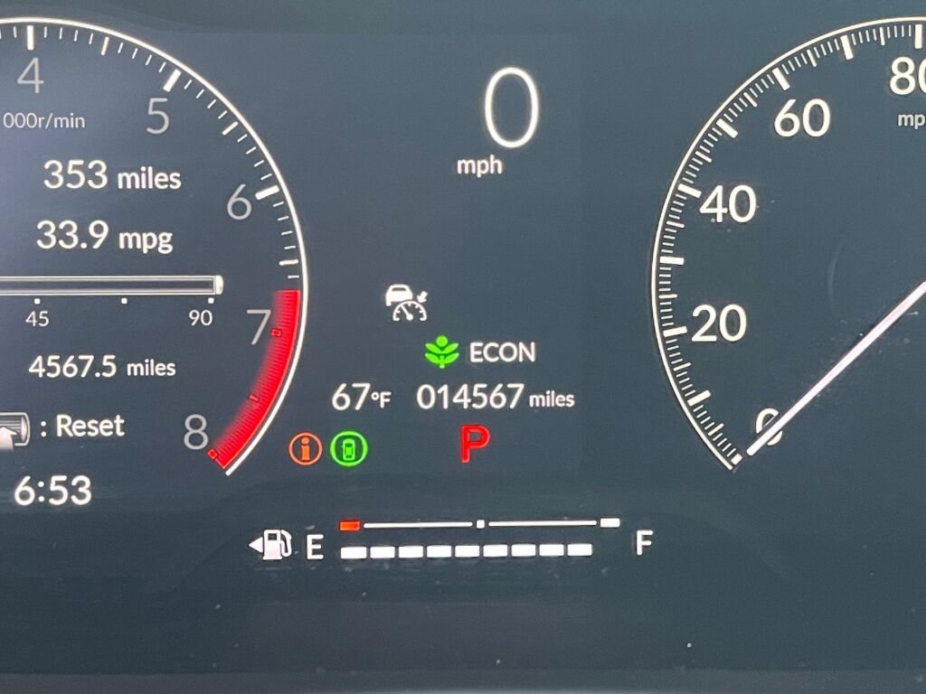 Used 2024 Honda Civic Sport image 3