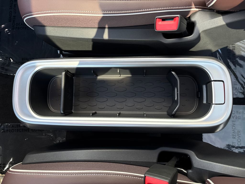 New 2025 Volkswagen ID. Buzz Pro S Plus AWD/4WD image 18