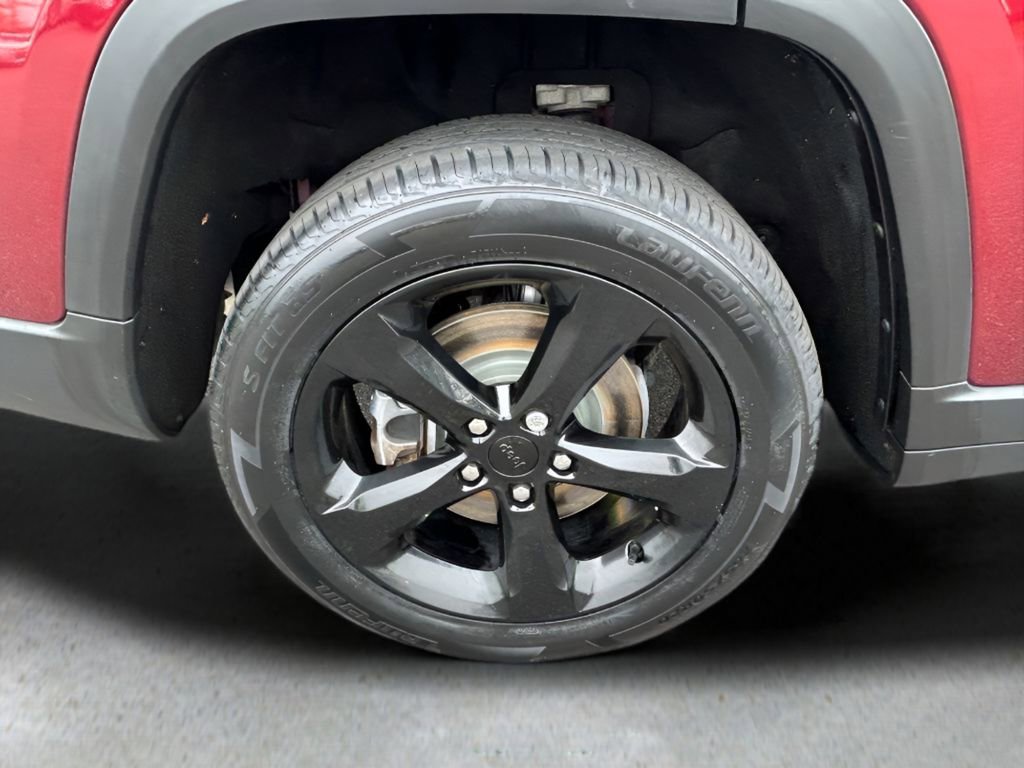 Certified 2022 Jeep Grand Cherokee L Laredo image 14