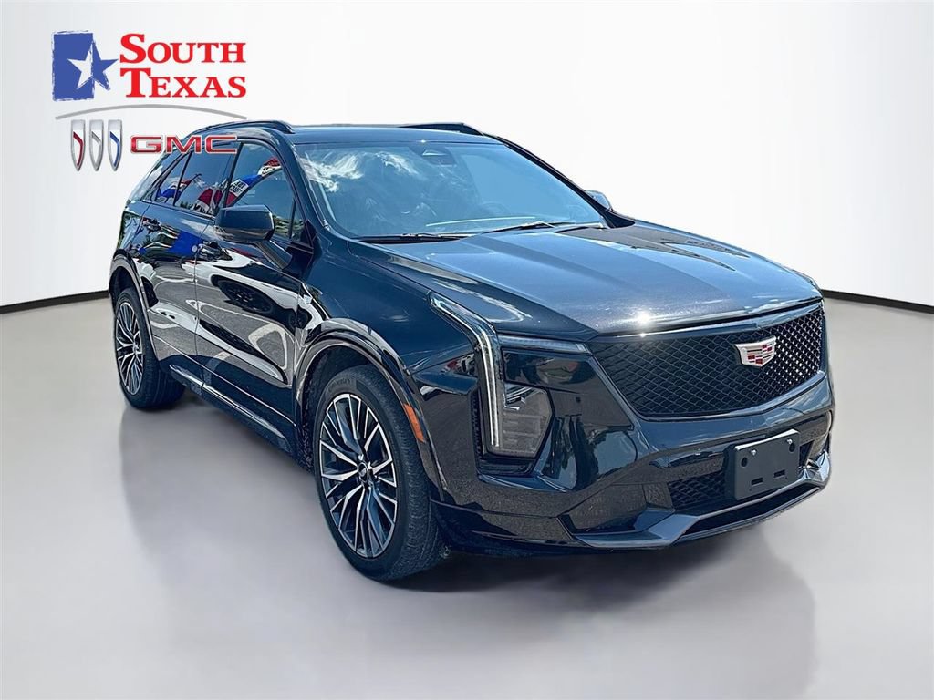 Used 2024 Cadillac XT4 Sport FWD image 1