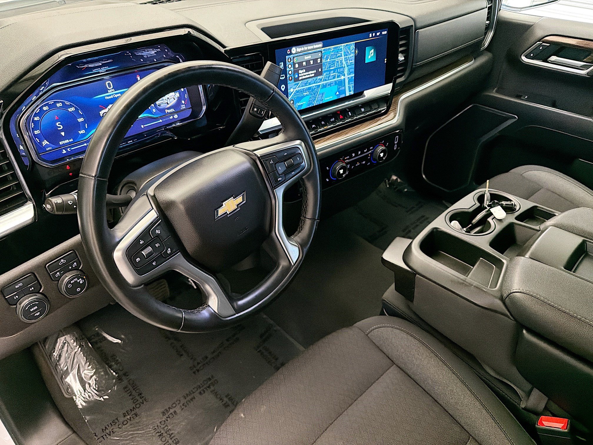 Used 2025 Chevrolet Silverado 1500 LT AWD/4WD image 7