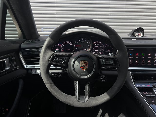 Used 2023 Porsche Panamera GTS image 14