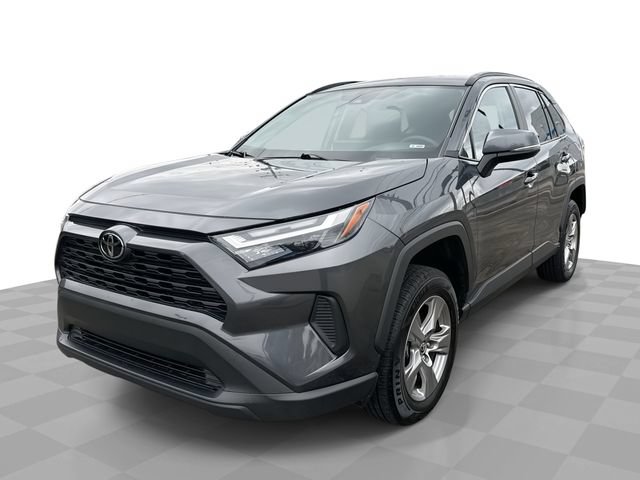 Used 2024 Toyota RAV4 XLE AWD/4WD image 1
