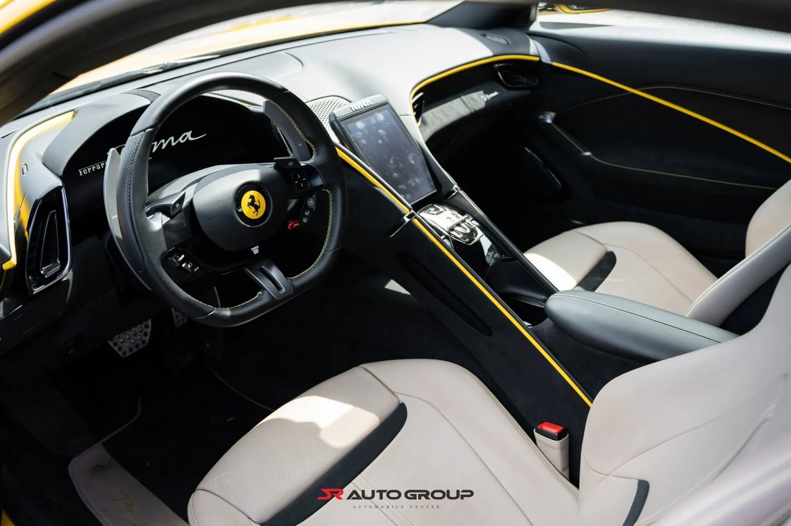 Used 2022 Ferrari Roma image 21