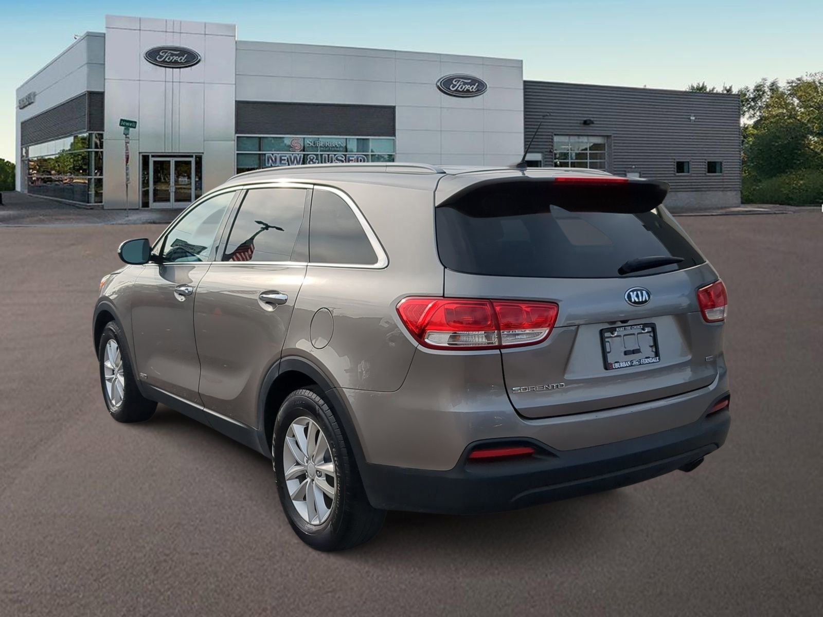 Used 2017 Kia Sorento LX image 7