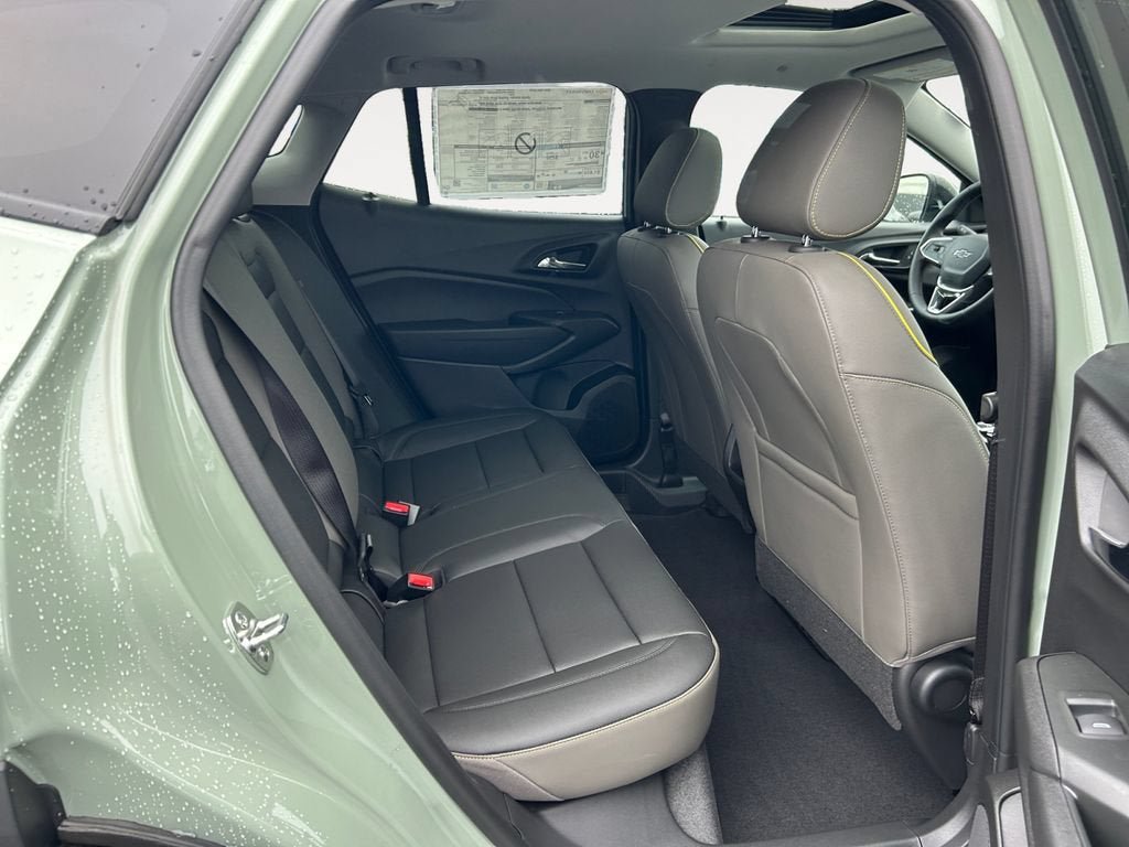 New 2026 Chevrolet Trax ACTIV w/ Sunroof Package FWD image 11