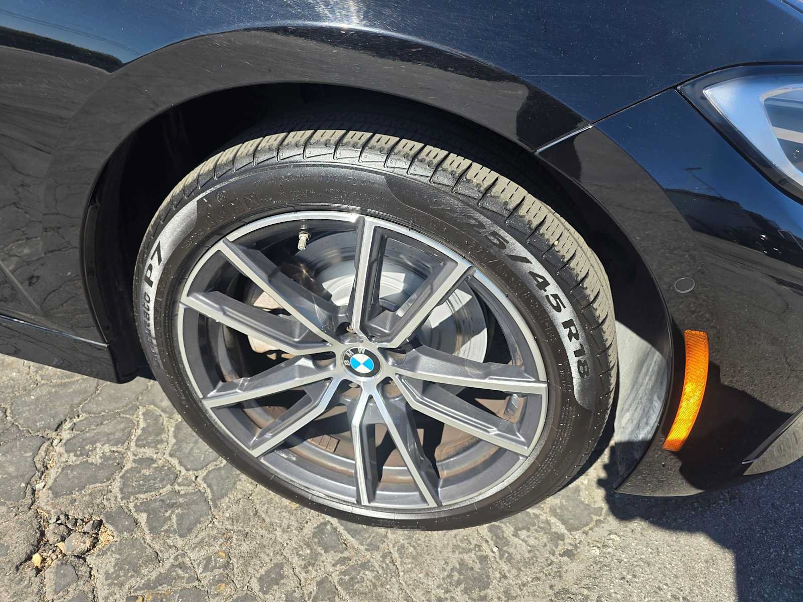 Used 2021 BMW 330i Sedan w/ Convenience Package RWD image 9