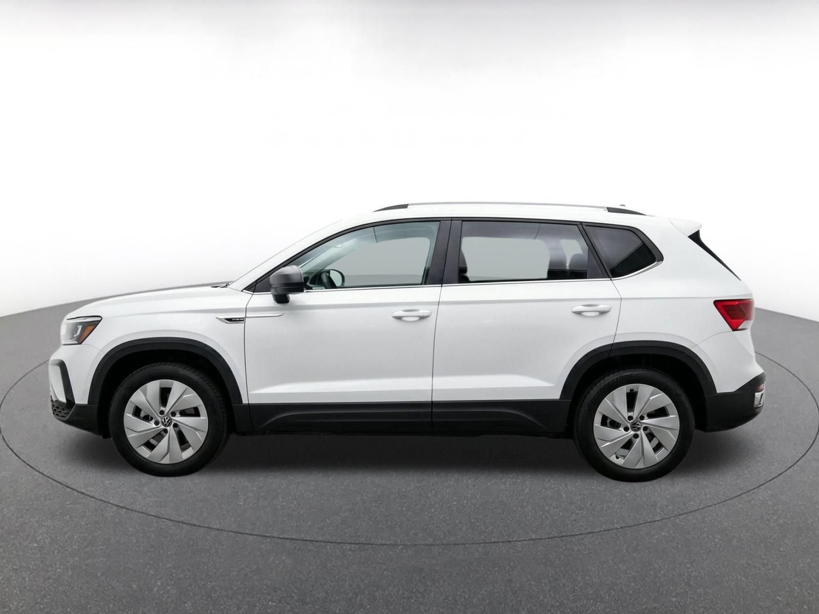 Used 2026 Volkswagen Taos S FWD image 4