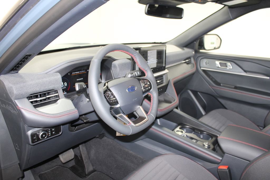 New 2026 Ford Explorer ST-Line w/ ST-Line Street Pack image 23