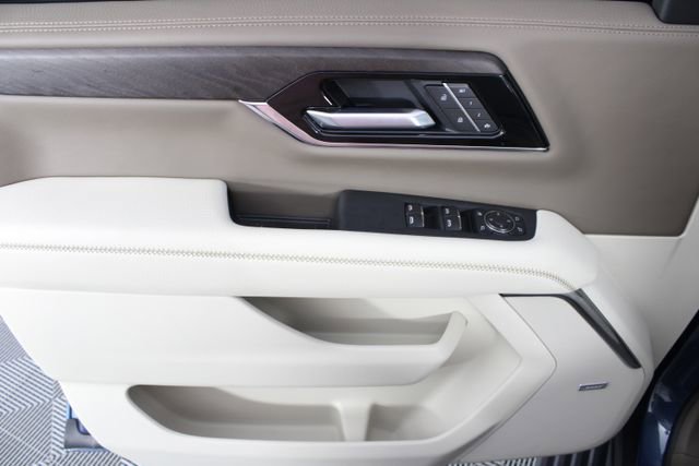 Used 2026 GMC Yukon Denali w/ Denali Reserve Package image 17