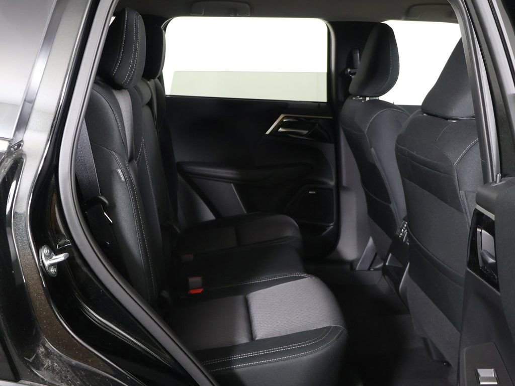 New 2026 Mitsubishi Outlander ES AWD/4WD image 31