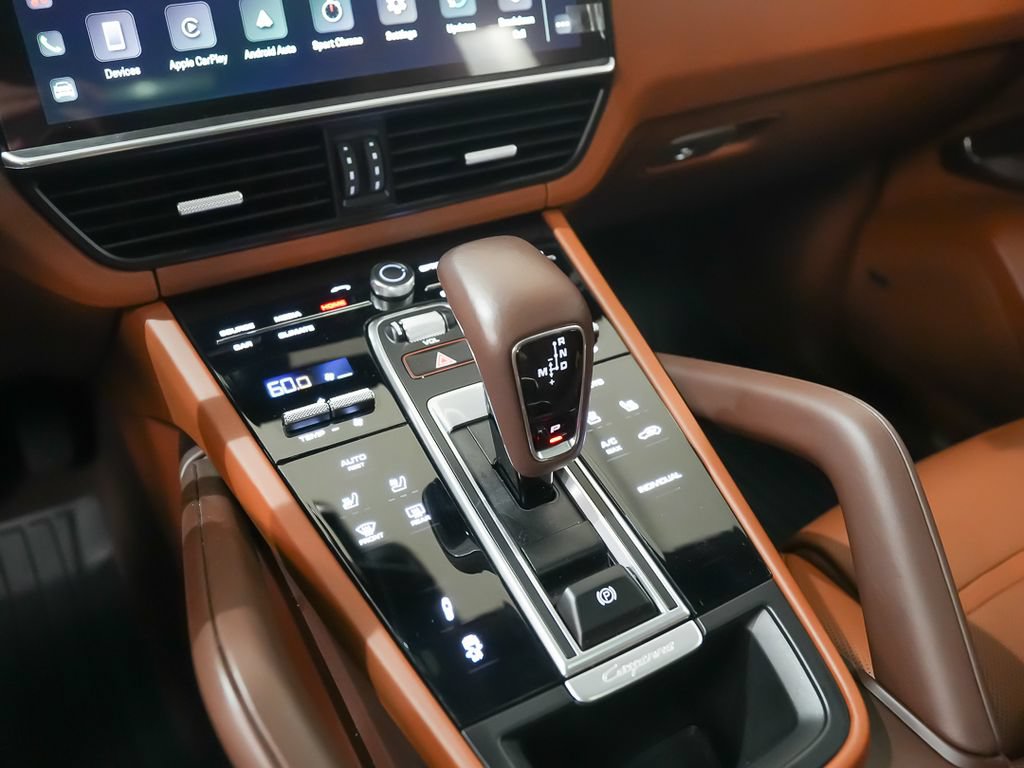 Certified 2022 Porsche Cayenne E-Hybrid AWD/4WD image 31