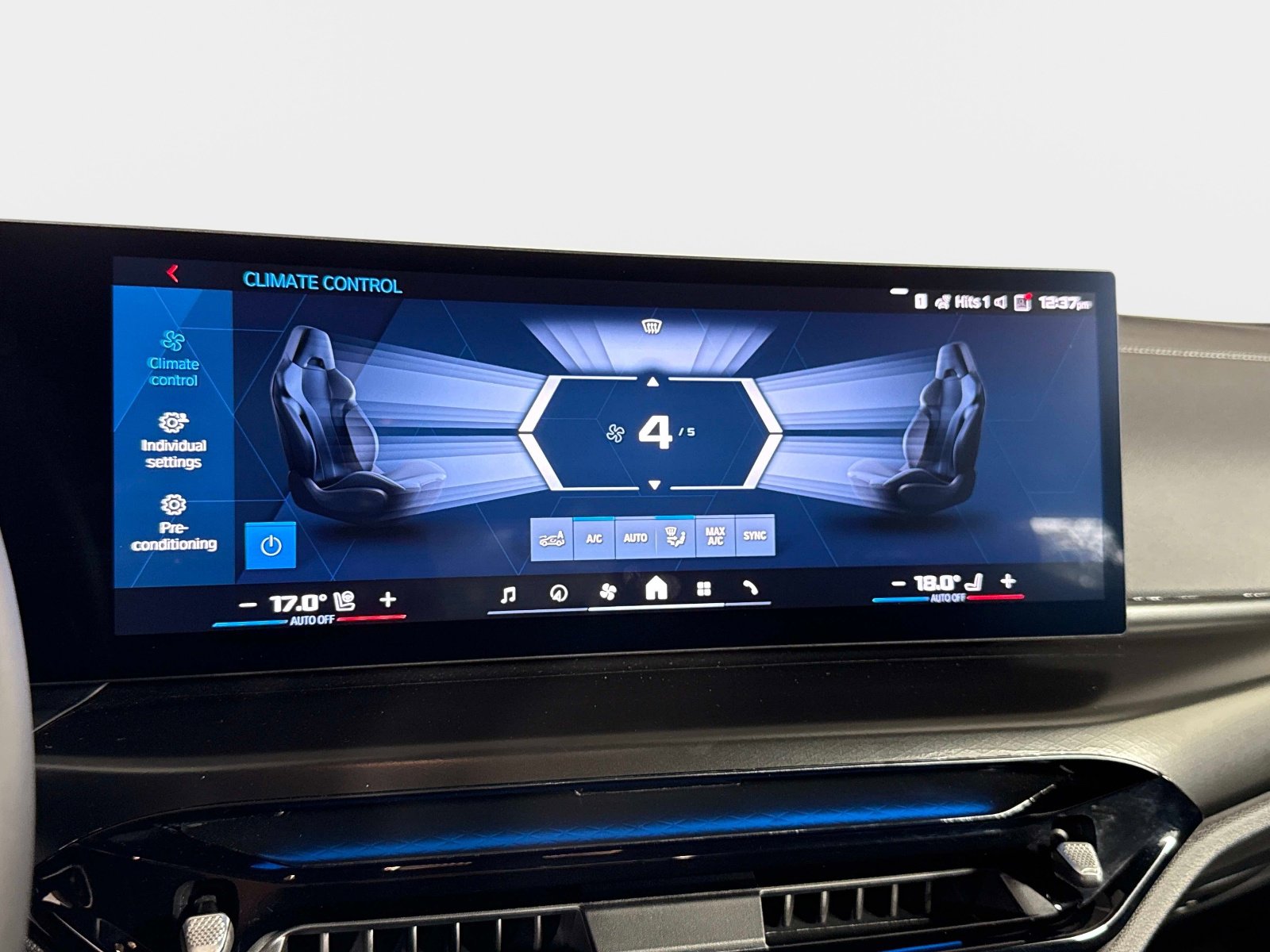 Used 2026 BMW M4 xDrive Competition image 39