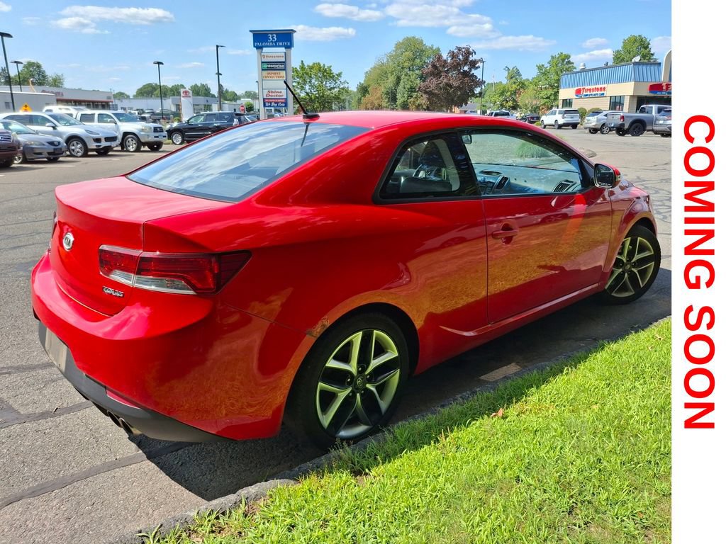 Used 2010 Kia Forte Koup SX w/ Leather Pkg FWD image 5