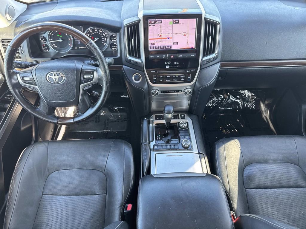 Used 2020 Toyota Land Cruiser w/ Preferred Accessory Package image 8