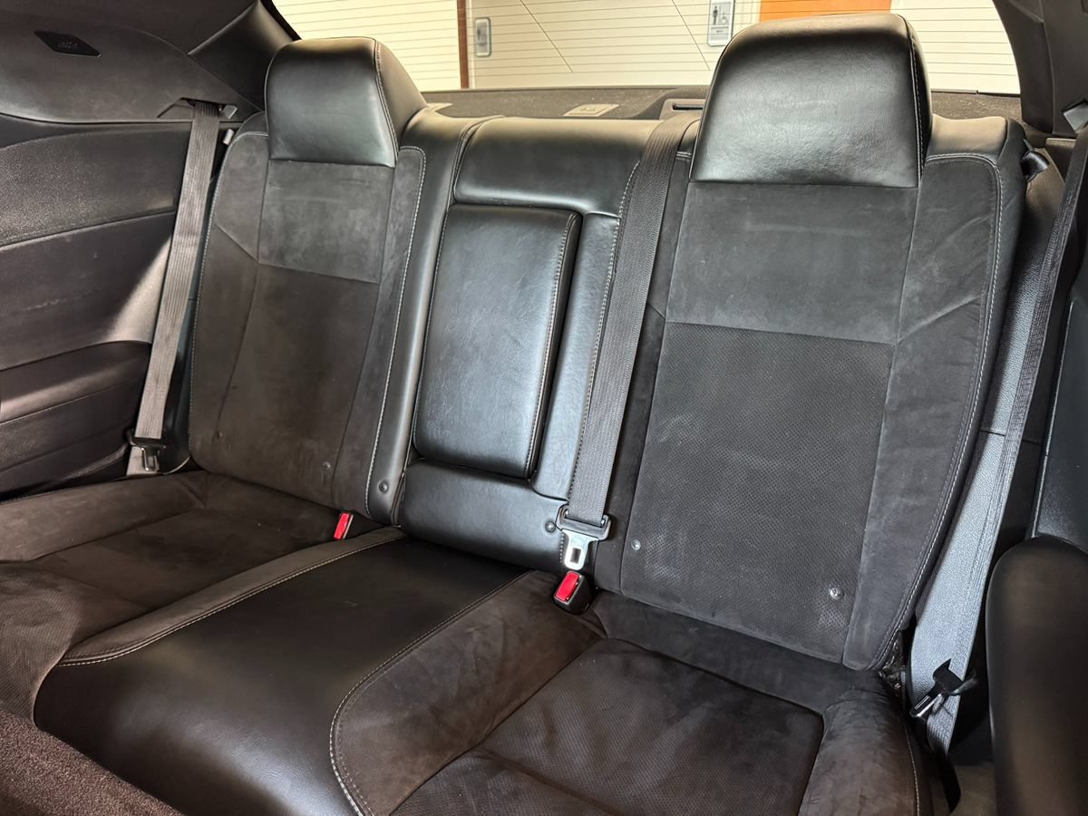 Used 2018 Dodge Challenger R/T Plus RWD image 37