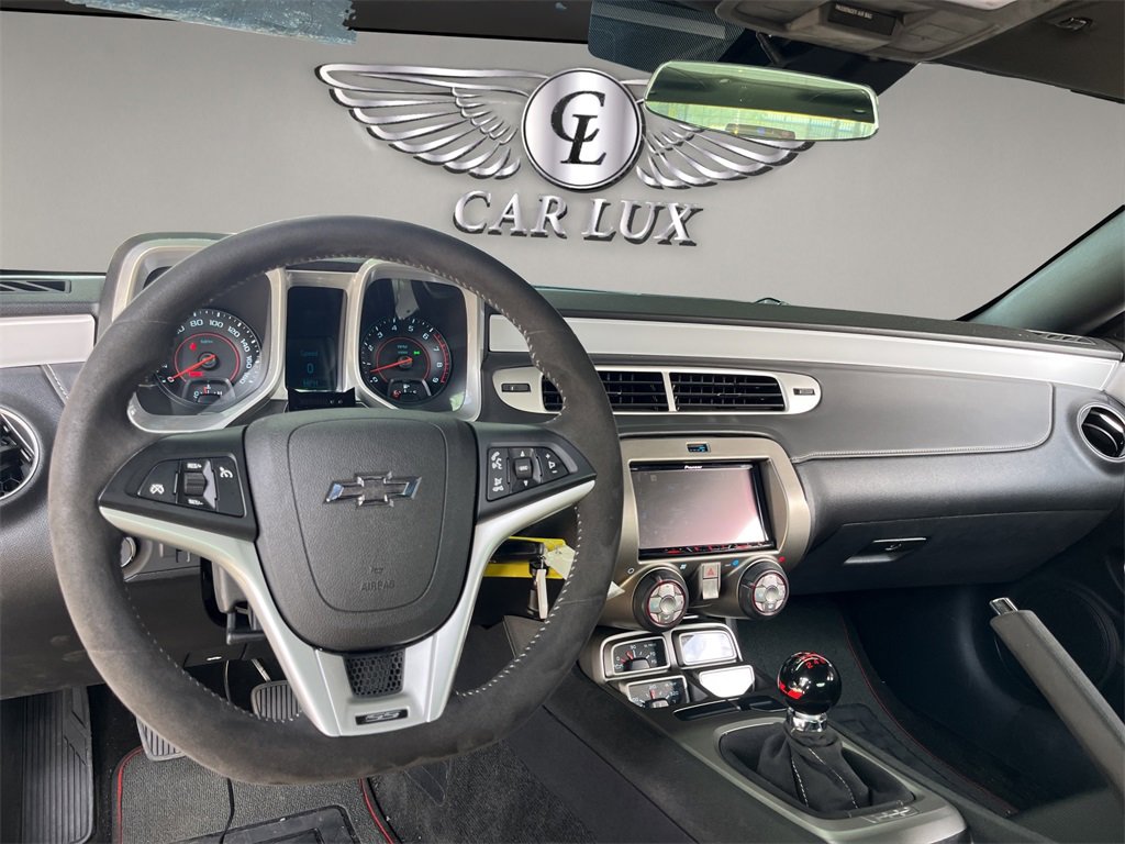 Used 2015 Chevrolet Camaro SS w/ SS Performance Package image 13