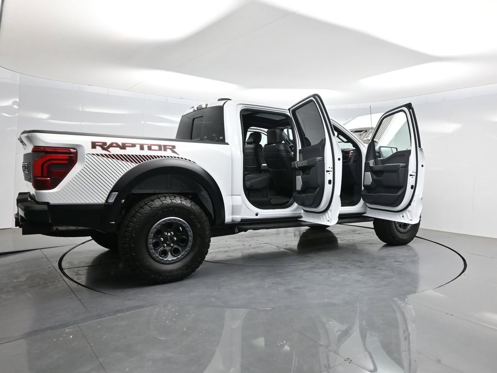 Used 2025 Ford F150 Raptor AWD/4WD image 5