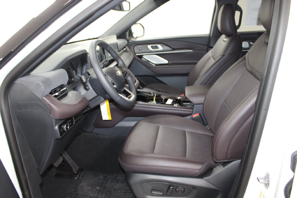 New 2026 Ford Explorer Platinum RWD image 21