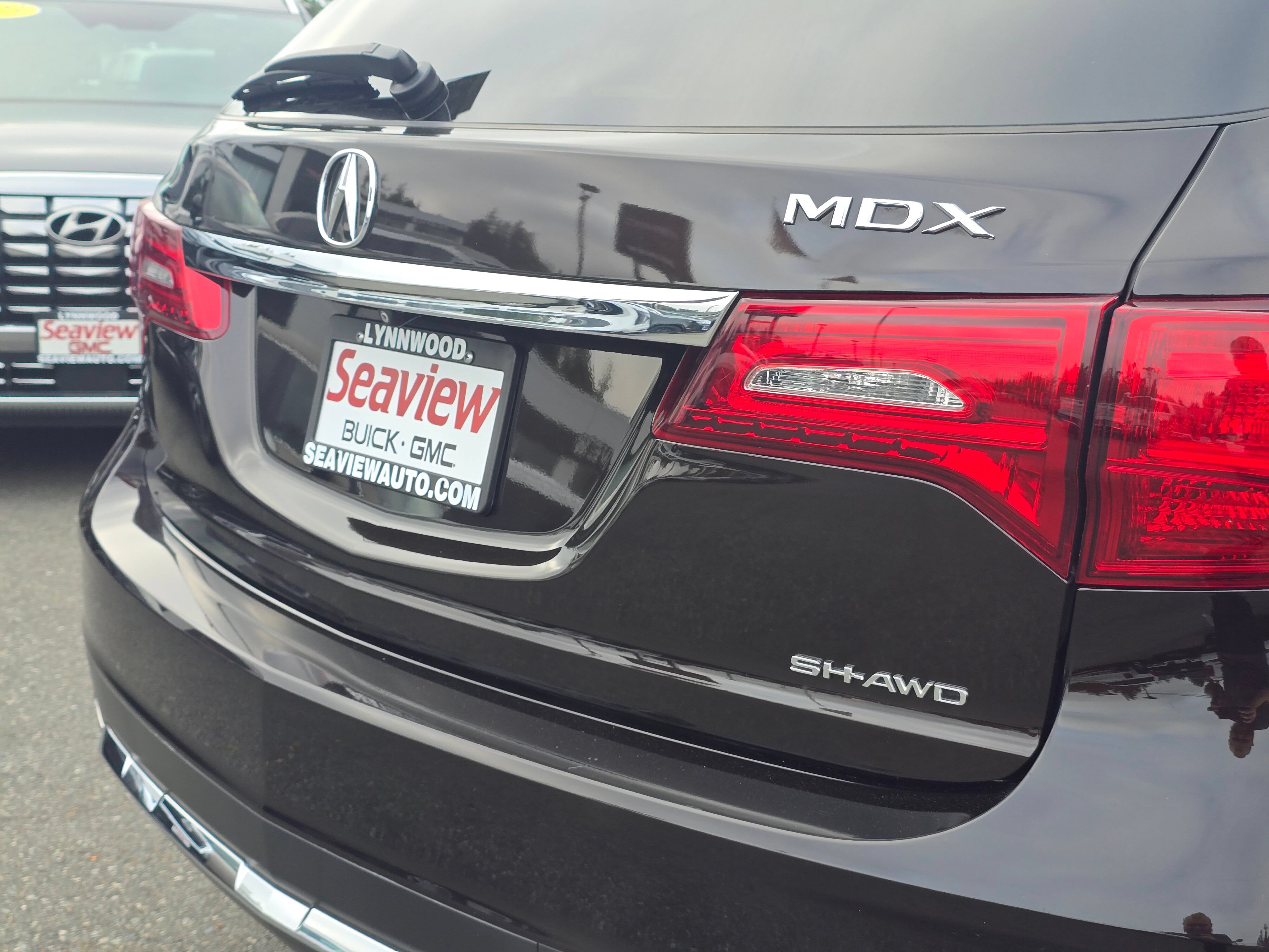 Used 2017 Acura MDX w/ Technology Package AWD/4WD image 13