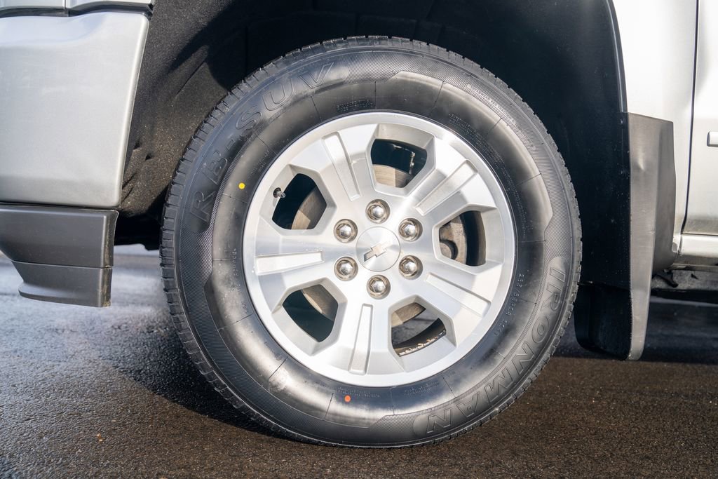 Used 2018 Chevrolet Silverado 1500 LT w/ All Star Edition image 2