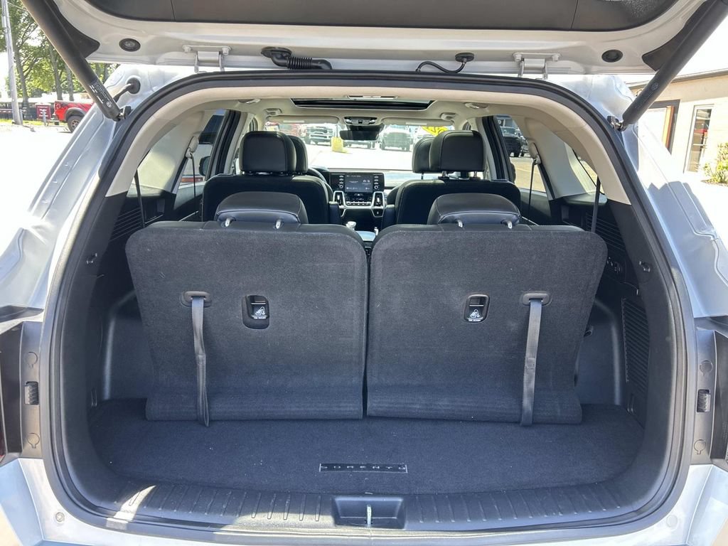 Used 2021 Kia Sorento EX w/ Panoramic Sunroof Package AWD/4WD image 11