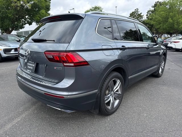 Used 2020 Volkswagen Tiguan SEL w/ 3rd Row Seat Package AWD/4WD image 17