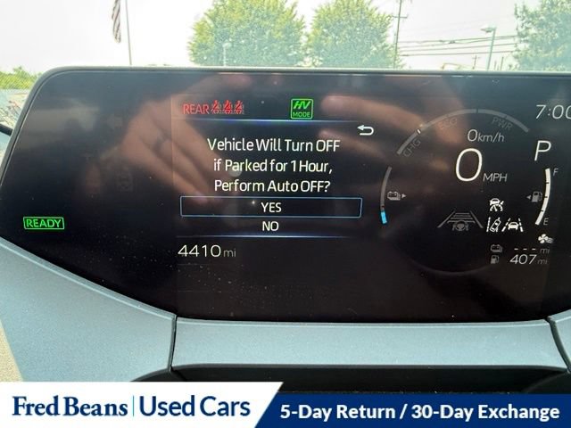 Used 2025 Toyota Prius Plug-In Hybrid FWD image 29
