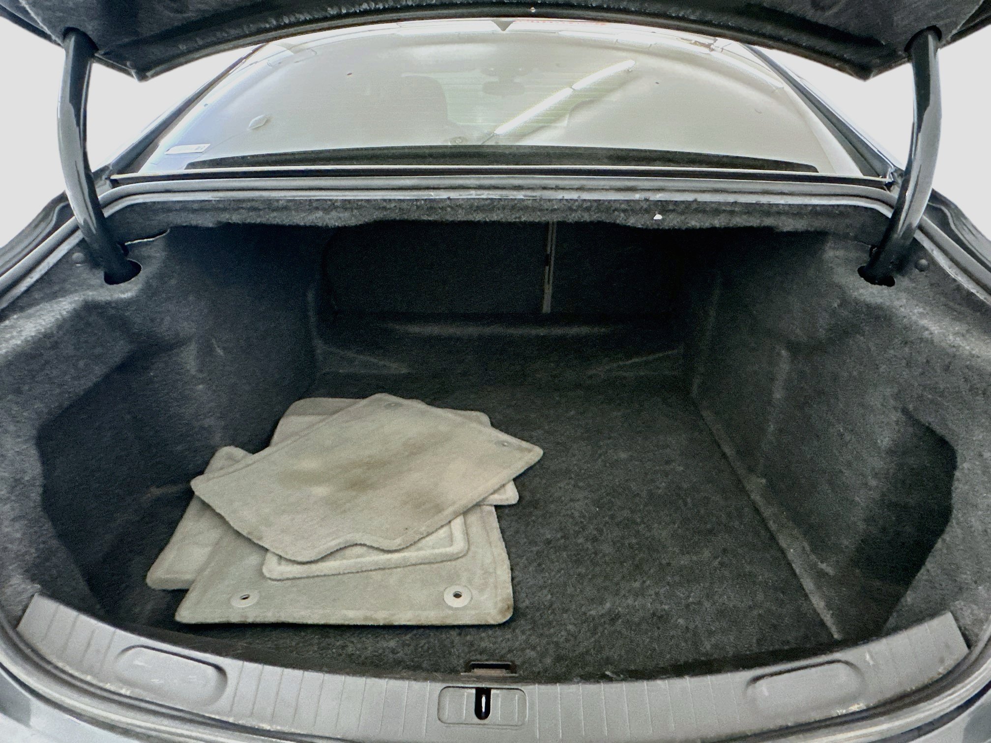 Used 2014 Chevrolet Impala LS FWD image 28