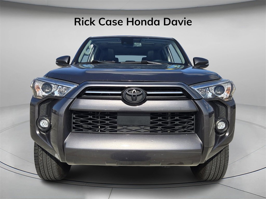 Used 2021 Toyota 4Runner SR5 Premium w/ Moonroof Package image 5