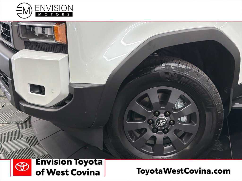 Used 2027 Toyota Land Cruiser AWD/4WD image 5