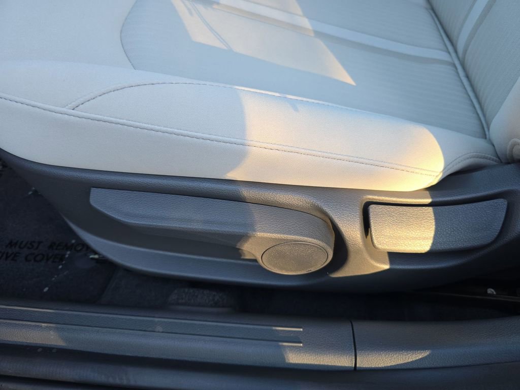 Used 2025 Hyundai Sonata SE image 12