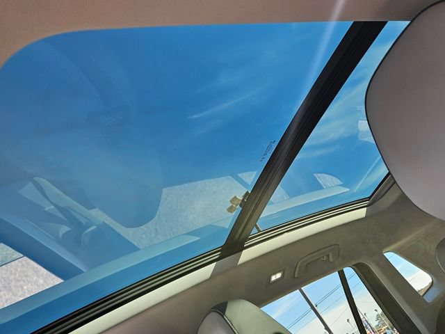 New 2026 Volkswagen Tiguan SE FWD image 19