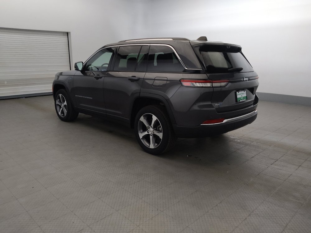 Used 2022 Jeep Grand Cherokee Limited 4xe w/ Luxury Tech Group II AWD/4WD image 3