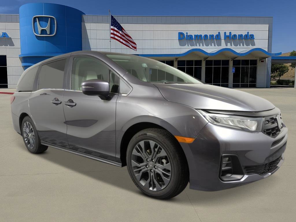 New 2026 Honda Odyssey Touring image 5