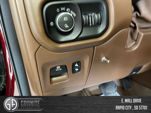 Used 2021 RAM 1500 Laramie AWD/4WD image 32