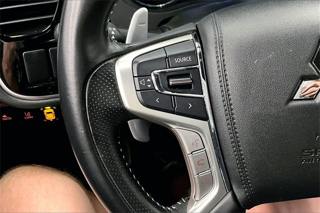 Used 2022 Mitsubishi Outlander SEL image 22