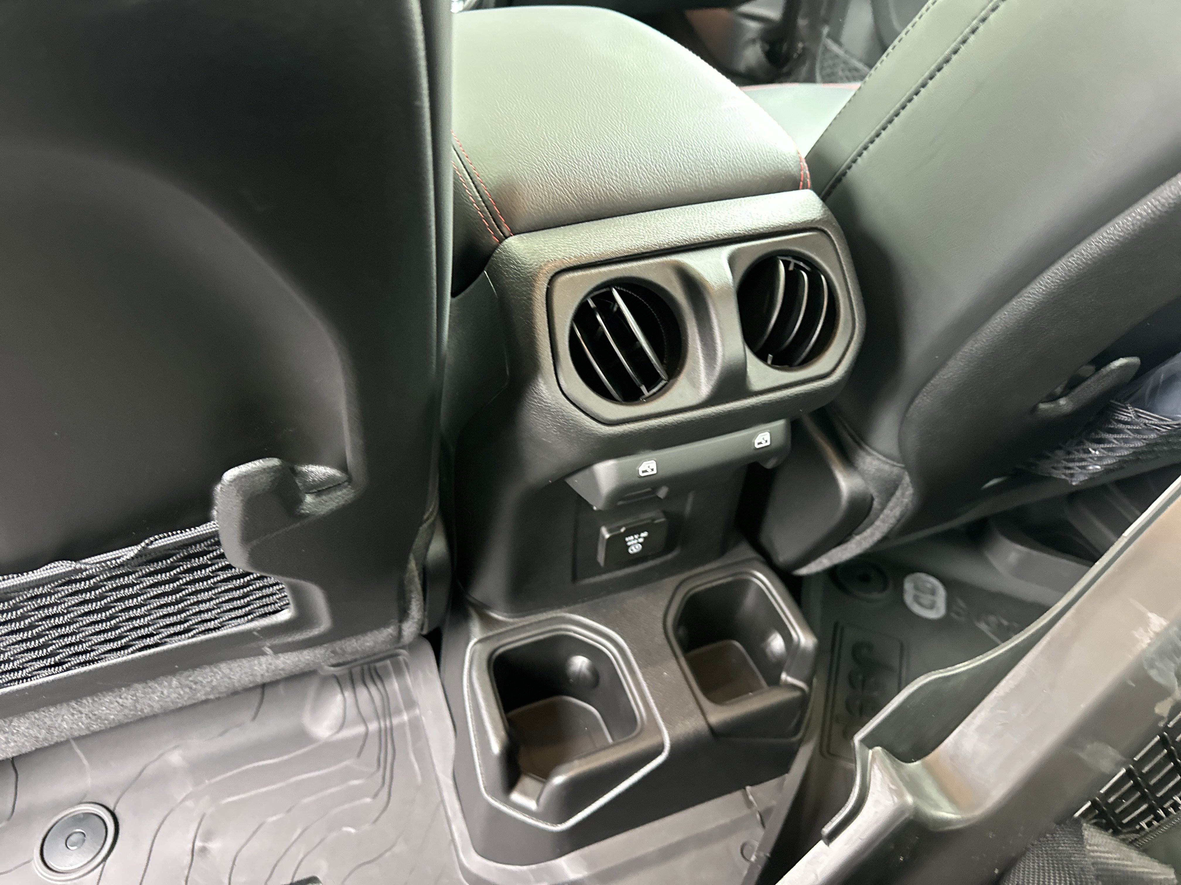 New 2026 Jeep Gladiator Rubicon AWD/4WD image 25
