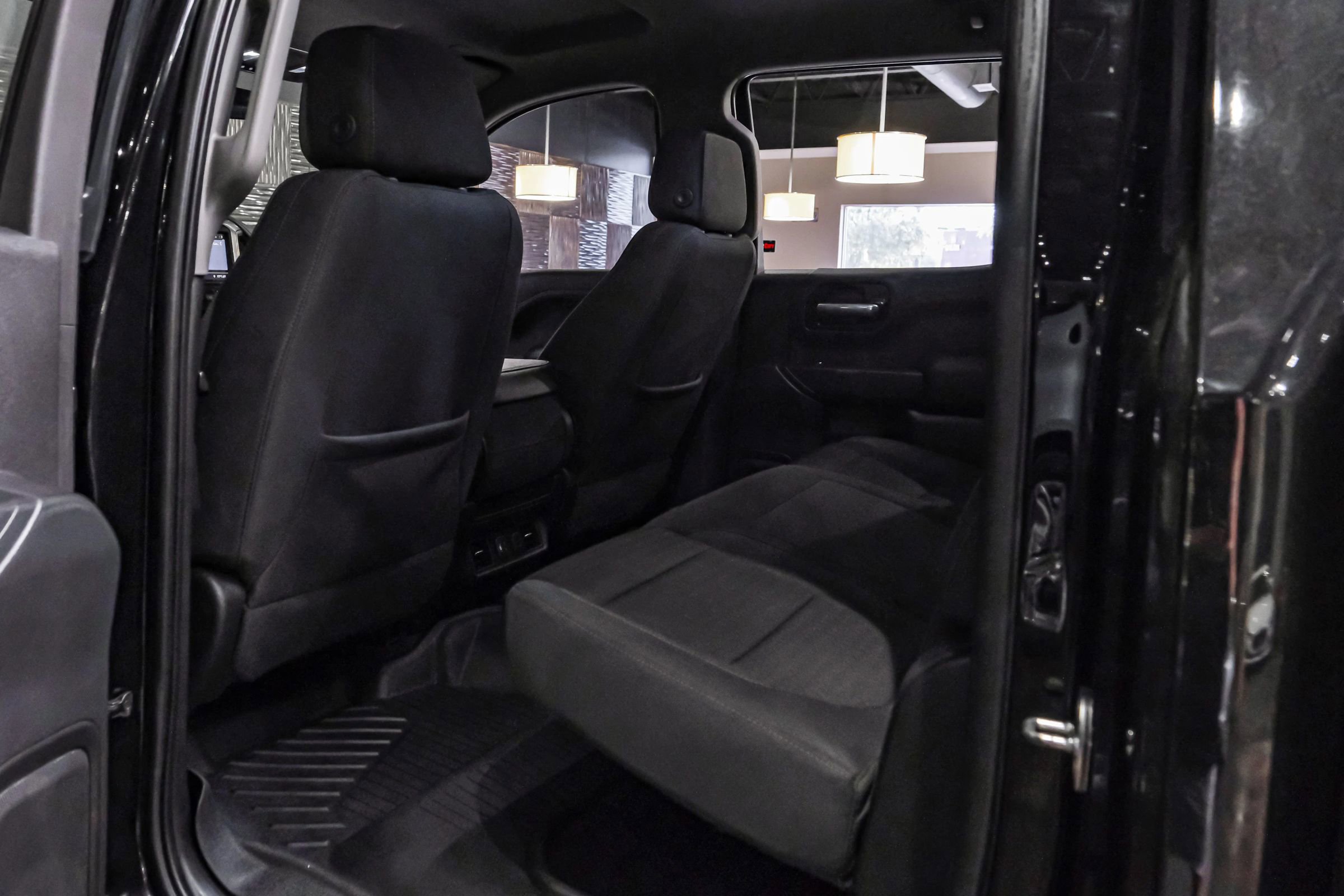 Used 2019 Chevrolet Silverado 1500 LT w/ All-Star Edition image 34